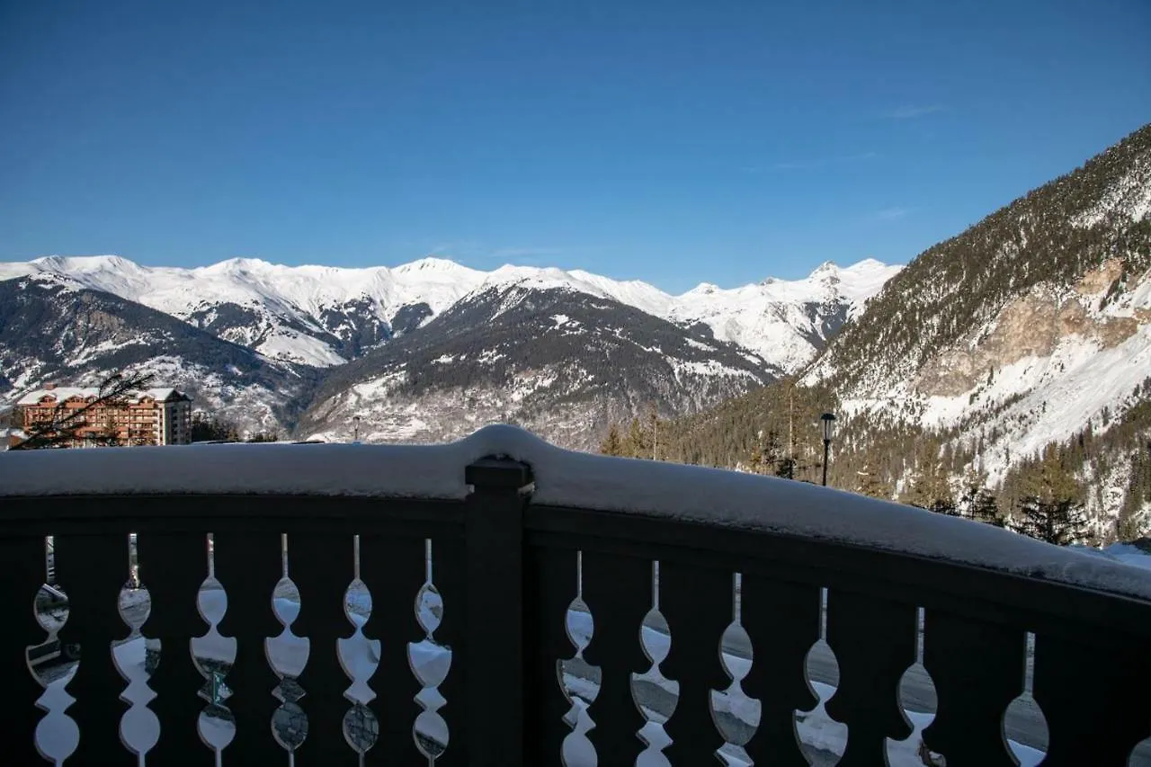 Manali Lodge By Alpine Resorts Courchevel 5*,